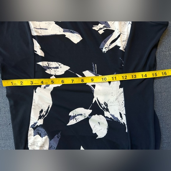 Banana Republic Blue and White Floral Sleeveless Dress - Picture 12 of 12